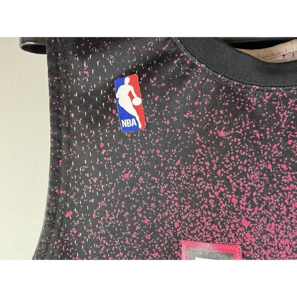 Mitchell & Ness Miami Heat No.1 Chris Bosh 2011-2012 Gradient HWC Jersey Size XL - Picture 7 of 12